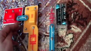 интересные схемы из электроконструктора №5 улуудшиная сигнализация