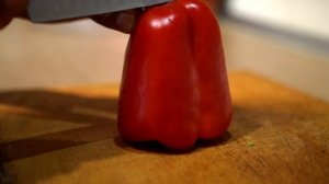 КАК ОЧИСТИТЬ БОЛГАРСКИЙ ПЕРЕЦ ОТ СЕМЯН СУПЕР БЫСТРО