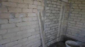 Как заштукатурить стены самому