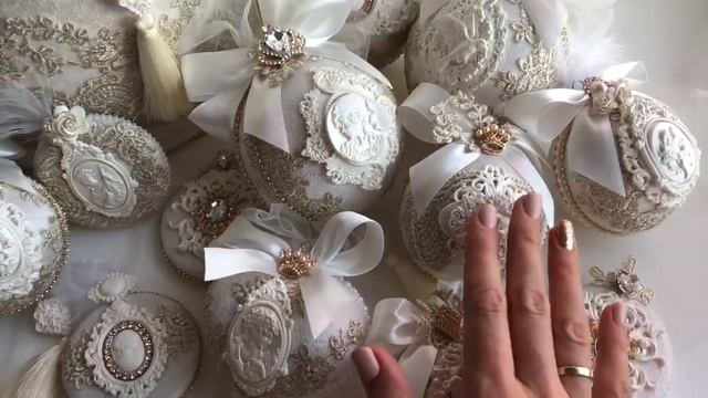 Набор новогодних игрушек "Светлое золото".