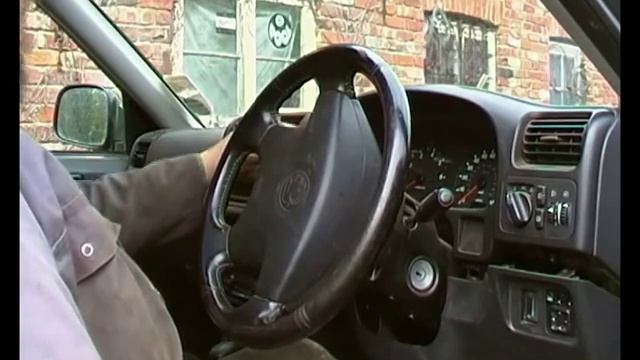 Vauxhall Frontera Mk2 instrument cluster removal, clean contacts, replace. смотреть онлайн