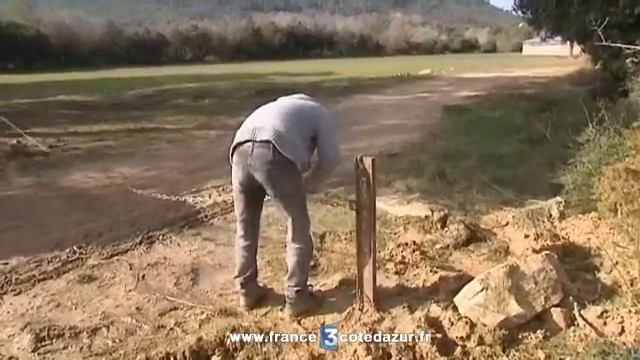 Des voleurs de poules dans le Haut Var смотреть онлайн