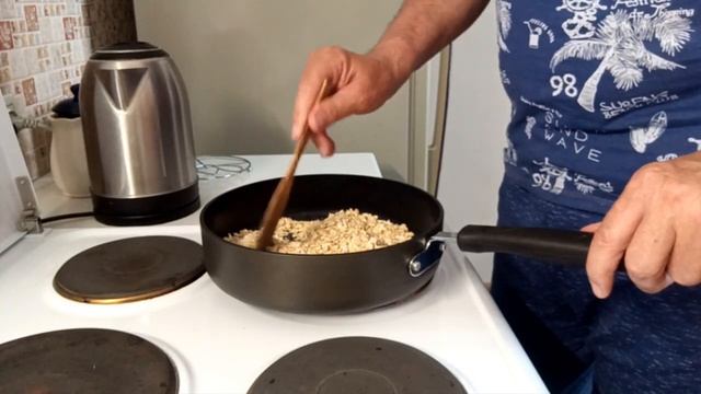 Как сделать печенье, не испачкав руки. Ленивые или Здоровые? смотреть онлайн