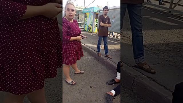 Кемерово девушка издевается над стариком беспредел смотреть онлайн