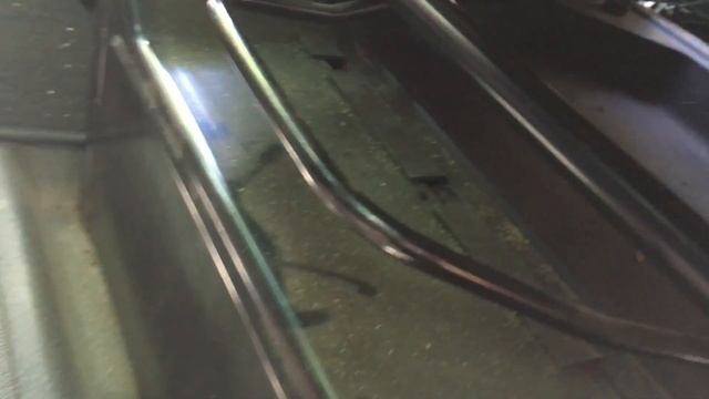 Как быстро и легко поменять аккумулятор Mercedes Vito 638 смотреть онлайн