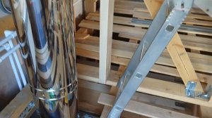 Строительство каркаса дома, монтаж опор на 2 этаже и усиление конструкции в каркасном доме.