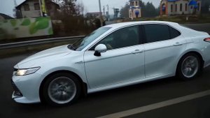 Toyota Camry 2020 - стоит ли брать в 2021 году?