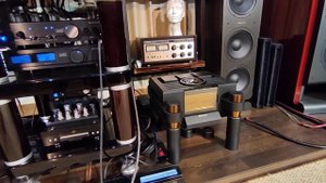 Проигрыватель винила, усилители и акустика Forgotten Sound