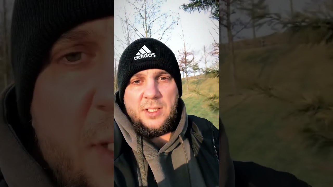 Джон Джонс vs Сирил Ган