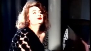 Виктория исполняет песни на стихи любимых поэтов.