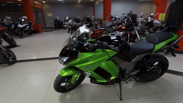 Мотоцикл KAWASAKI Z1000SX NINJA100SX Арт S65120 Мотосалон Мегамото смотреть онлайн