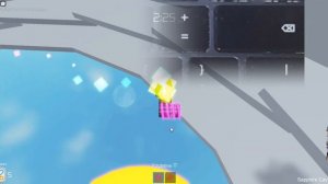 Как кидать предметы в Tower of hell