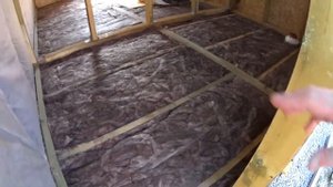 Монтаж утеплителя в каркасном доме своими руками.