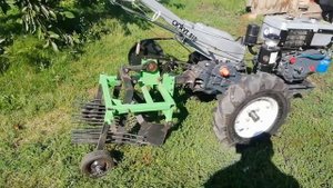 Подготовка огорода к уборке картофеля мотоблоком Garden scout 81d+картофелекопалка.