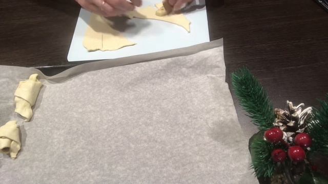 Круассан с бананом и шоколадом /Простой рецепт очень вкусных круасанов /Выпечка/Слоеное тесто