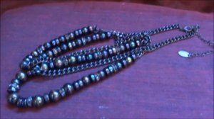 Что продают на блошиных рынках Дубая и Шарджи? Винтажная и современная бижутерия.