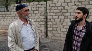 Построить дом в горах Чечни. На какой стадии стройка (включите субтитры в настройках)