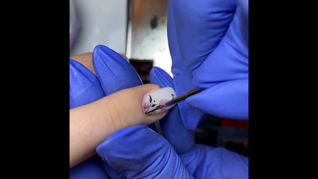 Крутой дизайн в сочетании с акварелью и френчем. Лёгкая акварель смотреть онлайн