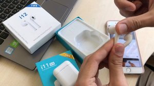 КАК ПОДКЛЮЧИТЬ СЕНСОРНЫЕ БЛЮТУЗ НАУШНИКИ  i11 и i12? ОБЗОР AIRPODS КОПИЯ