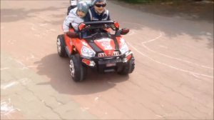 Крутые тачки/ Спайдер Ярик и Орест / Дети на электромобиле