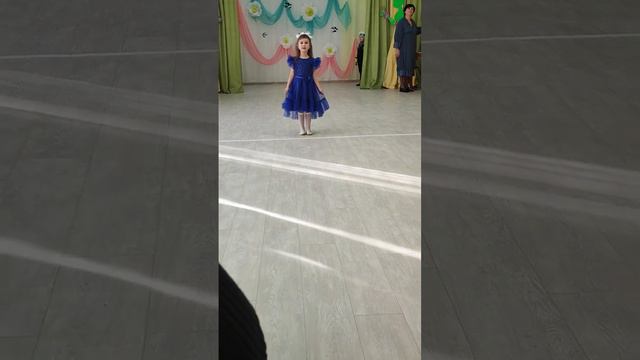 песня "Мамочка мамуля." Лиза Кузнецова .5 лет