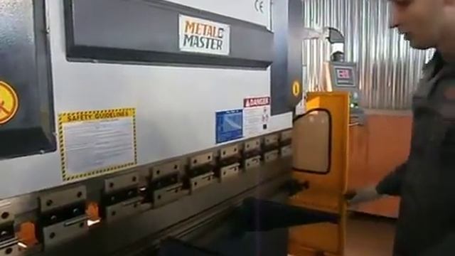 листогиб с чпу MetalMaster HPJ стройстанкомаш смотреть онлайн