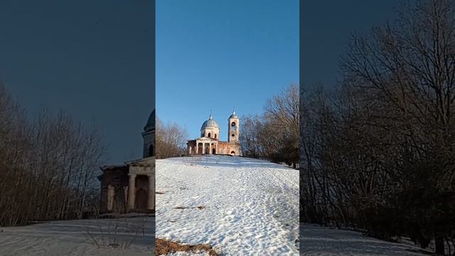 Заброшенная церковь на горе