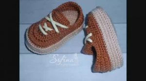 Пинетки кроссовки крючком. Пинетки для новорожденных. Crochet baby booties.