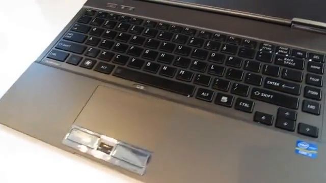 Ultrabooks invade IDF 2011, Toshiba Portege Z830 makes cameo (2/2) смотреть онлайн