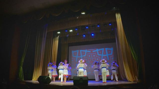 Полька з брилями / Радість’35 смотреть онлайн