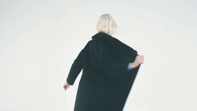 Выбираем стильное пальто на осень-зиму 2021//Универсальное пальто из шерсти с меховым воротником