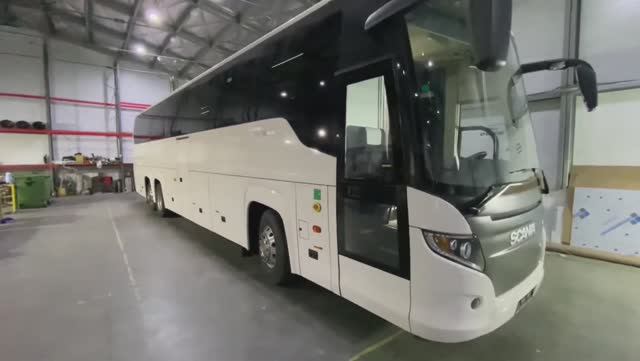 Мобильный офис - автодом в туристическом автобусе SCANIA