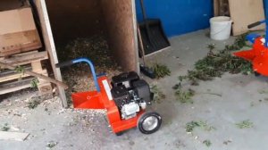 Садовый измельчитель Draxter У250 "МИНИ". Утилизация веток с листвой