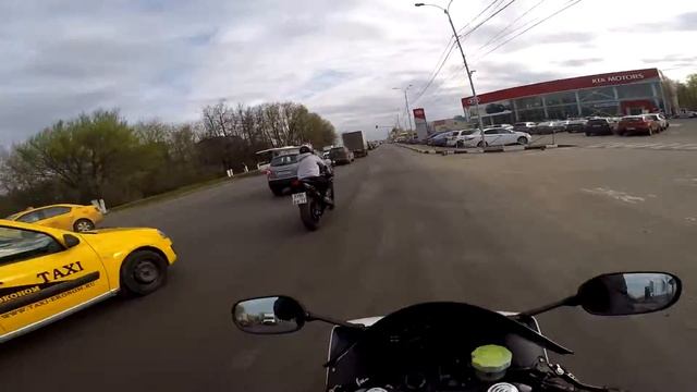 Первое мото видео YAMAHA YZF r1 смотреть онлайн