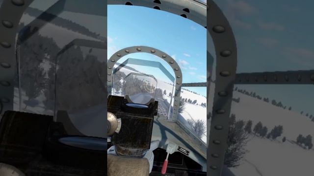 Лавочкин Ла-7Б-20 сбивает F4U-4 Corsair, War Thunder, VR.