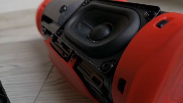 JBL CHARGE 4 TL VS JBL CHARGE 4 GG | BASS TEST | 4K