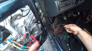 ОЧЕНЬ ГРОМКИЙ но БЮДЖЕТНЫЙ АВТОЗВУК за 15 000 руб в ВАЗ 2114. Громкий фронт.