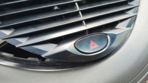 Как снять воздуховод панельку экрана Subaru Tribeca