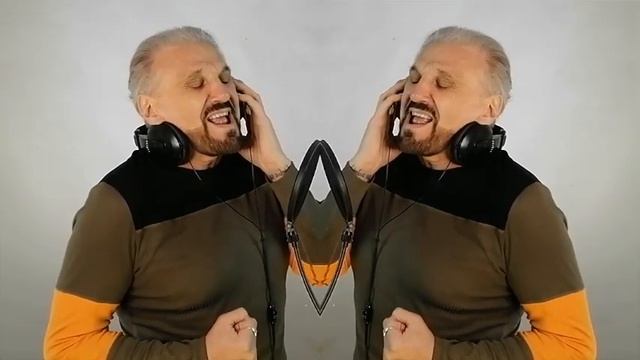 Анатолий Алешин исполняет песню "Журавли" музыка: Олег Сапегин,слова Н. Шумаков,О. Сапегин смотреть онлайн