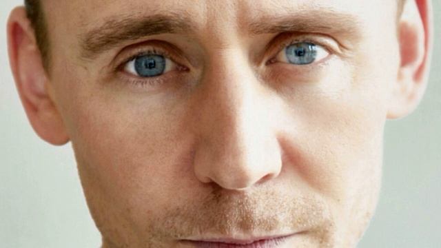 Poetry: "The Love Song of J. Alfred Prufrock" by T.S. Eliot (read by Tom Hiddleston) (12/11) смотреть онлайн