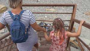 Сумасшедший спуск к морю в Супсехе Анапа, 800 ступеней.Галечный пляж.