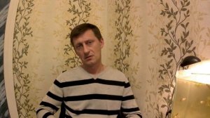 Охранник на посту несёт службу - анекдот про охранника