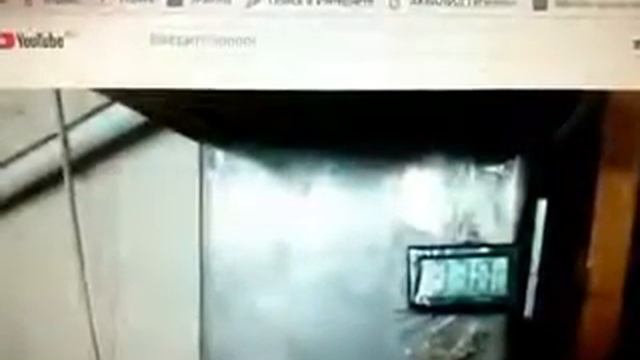 "ТЕПЛОИЗОЛИРУЮЩАЯ" КРАСКА ИСПЫТАНИЯ В САРАЕ (см описание) смотреть онлайн