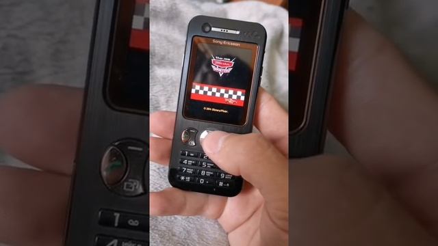 Игра "Тачки"?? на телефон (Sony Ericsson W890i)