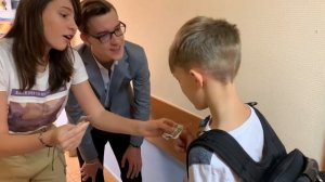 ПРЕДПРИИМЧИВЫЙ МАЛЫШ сценка про школу/ прикол про школу #шутка #прикол #юмор #сценкапрошколу #сценк