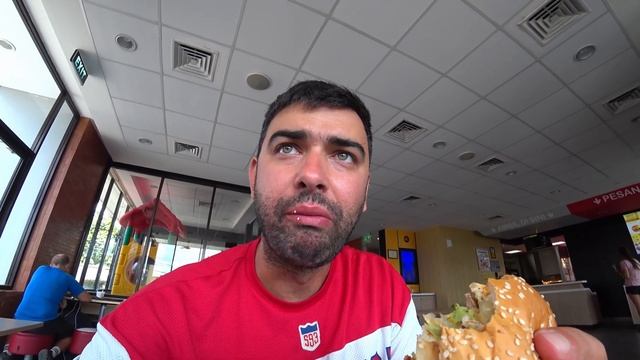 Бали: ОПАСНОСТЬ ИЗВЕРЖЕНИЯ ВУЛКАНОВ смотреть онлайн