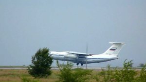 Взлёт ИЛ-76МД б/н:78810 с авиабазы Энгельс-2.avi