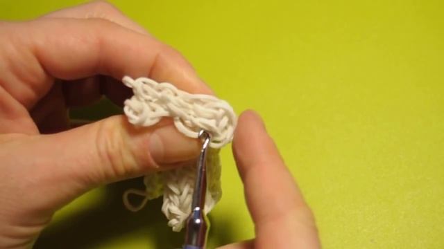 ❤ПОДУШКА для кукол НА СТАНКЕ. Как плести из резинок в видеоуроке №310❤ смотреть онлайн