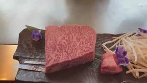 КАК ПРИГОТАВЛИВАЮТ ЭЛИТНЫЙ СТЕЙК ВАГЮ В 5 ЗВЁЗДНОЧНОМ ОТЕЛЕ В ТОКИО