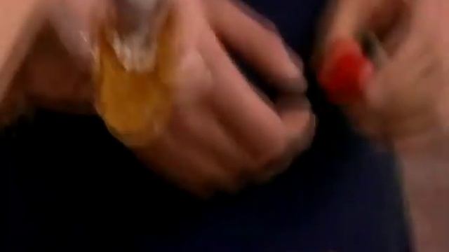 Ирина Аллегрова Рецепт простого десерта Программа "Смак" 2008 год смотреть онлайн